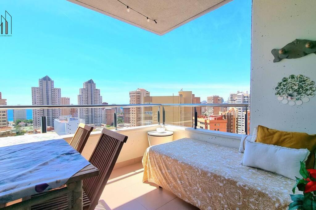 Apartamento con terraza CHILL OUT! Torres D' Oboe Benidorm Exterior foto